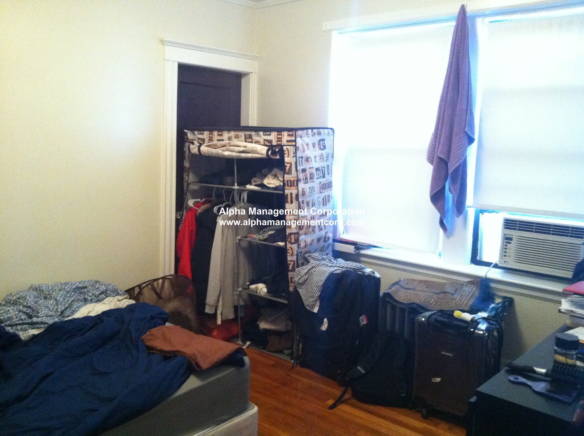 Building Photo - 180 Pleasant St