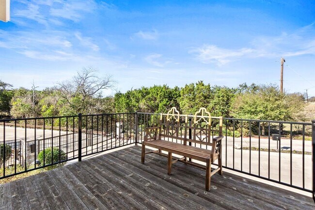 Building Photo - 7505 Belfair Ter