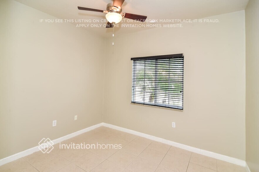 Building Photo - 14323 SW 156th Ave