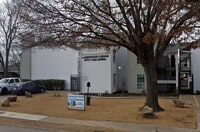 Building Photo - 4717 Columbia Ave