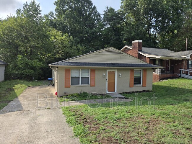 Building Photo - 2313 Fitzgerald Ave