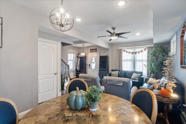 Building Photo - 252 Grace Ave