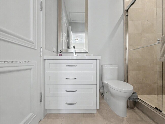 Building Photo - 13689 Deering Bay Dr