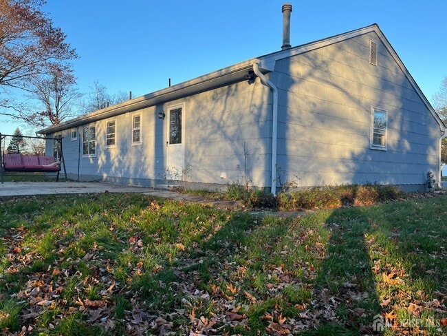 Building Photo - 66 Netherwood Cir