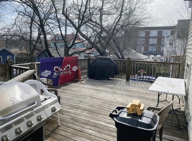 Building Photo - 1332 Massachusetts St