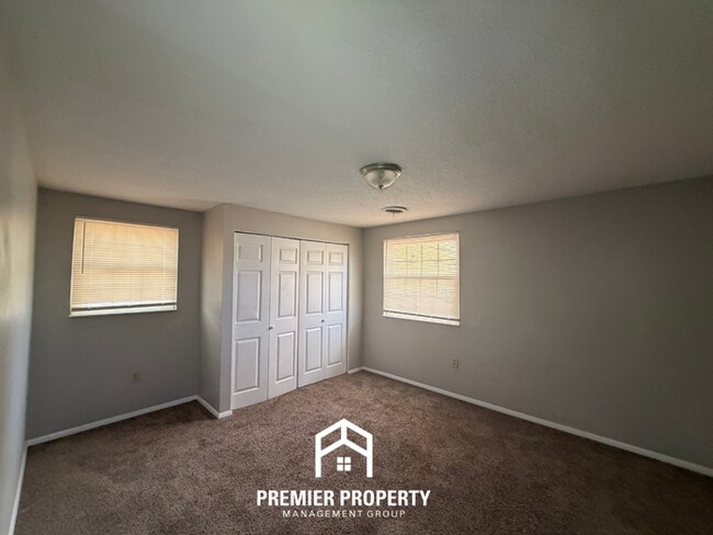 Building Photo - 7057 Catalpa Hill Cove