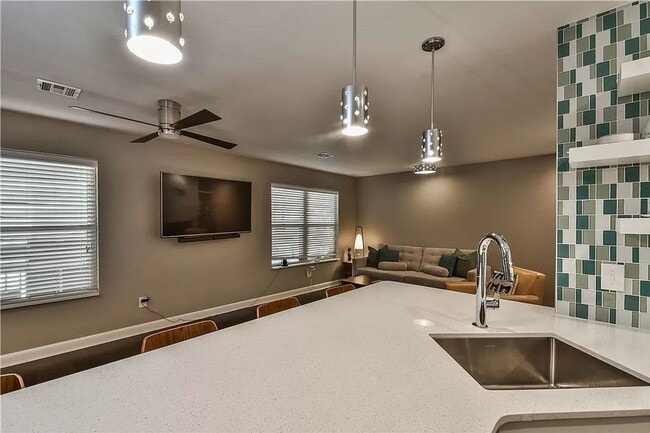 Building Photo - Urban Living in Downtown OKC - 2 Bedrooms/...