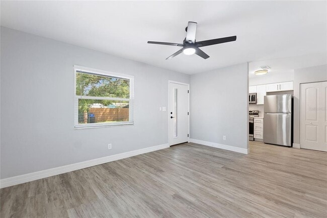 Building Photo - 5122 24th Ave S