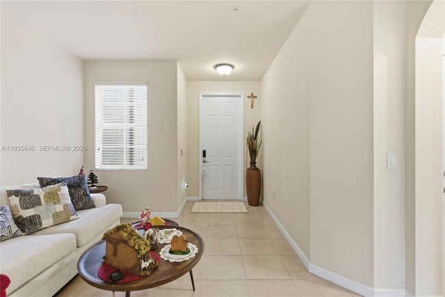 Building Photo - 165 Emerald Creek Terrace