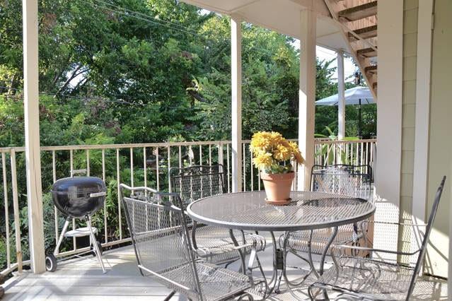 Building Photo - 7151 Gaston Ave