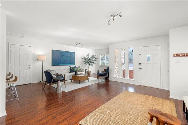Building Photo - 5108 Emerald Forest Dr