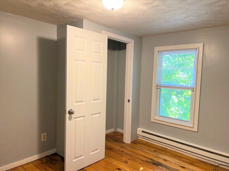 Building Photo - 1-7 Old Mendon Street