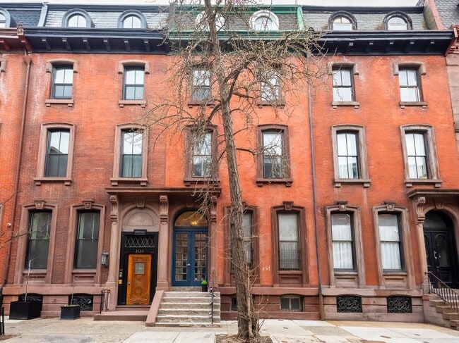 Building Photo - 2122 Spruce St