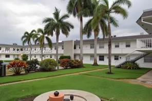 Building Photo - 6201 SW 37th St