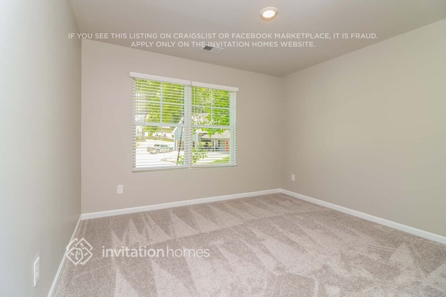 Building Photo - 119 Arborwood Way