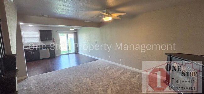 Building Photo - 260 N Pointe Ln