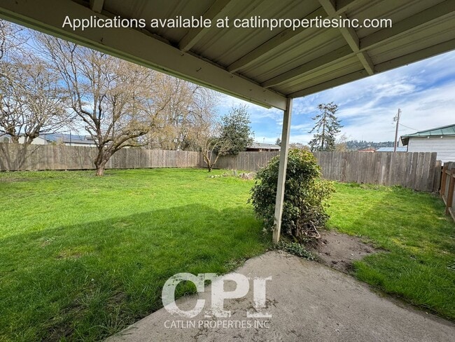 Building Photo - 532 Davidson Avenue