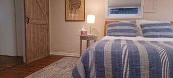 Building Photo - 402 13th ST NE