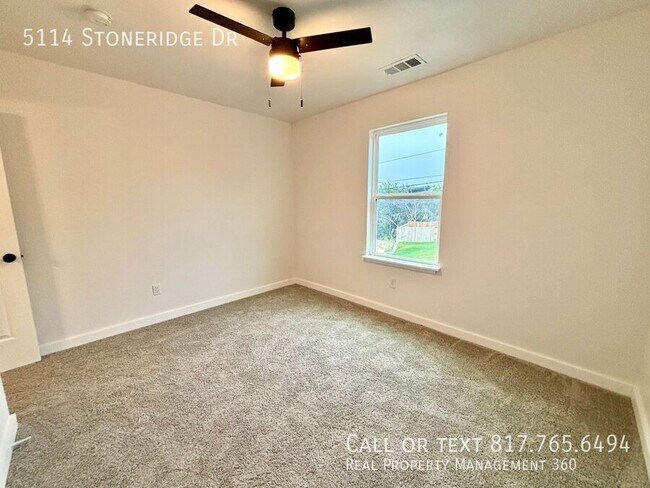 Building Photo - 5114 Stoneridge Dr