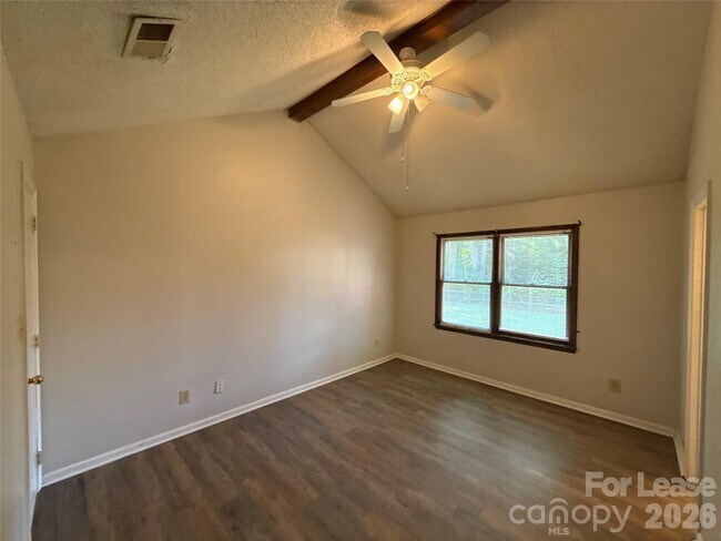 Building Photo - 7638 Campbell Creek Ln
