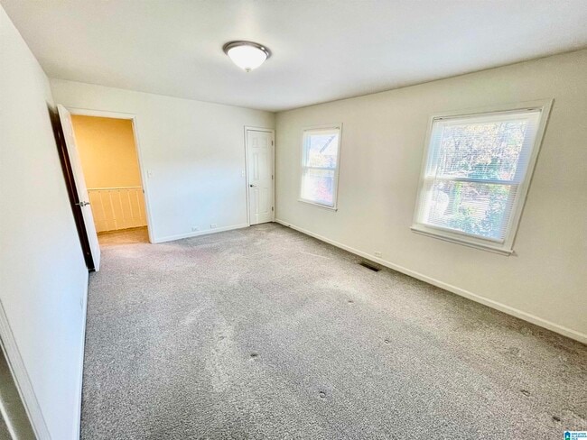 Building Photo - 608 Mountain Laurel Ct