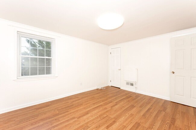 Building Photo - Gorgeous 5BR/3FB Bethesda Home - Spacious ...