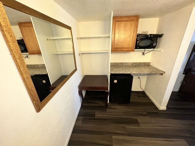 Building Photo - 2530 Bloomfield Hwy