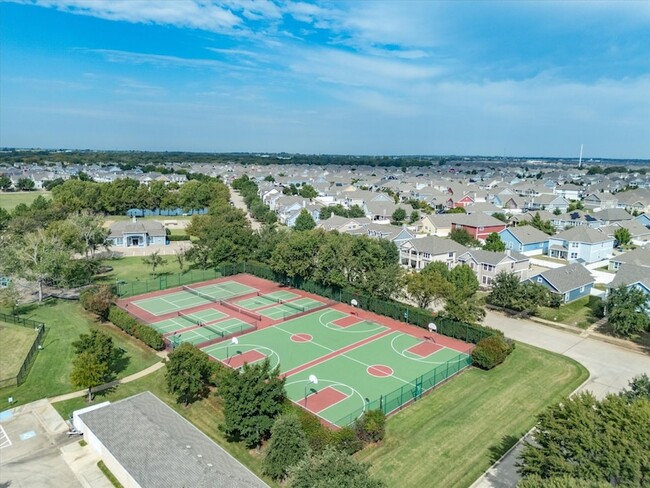 Building Photo - 5937 Revere Dr