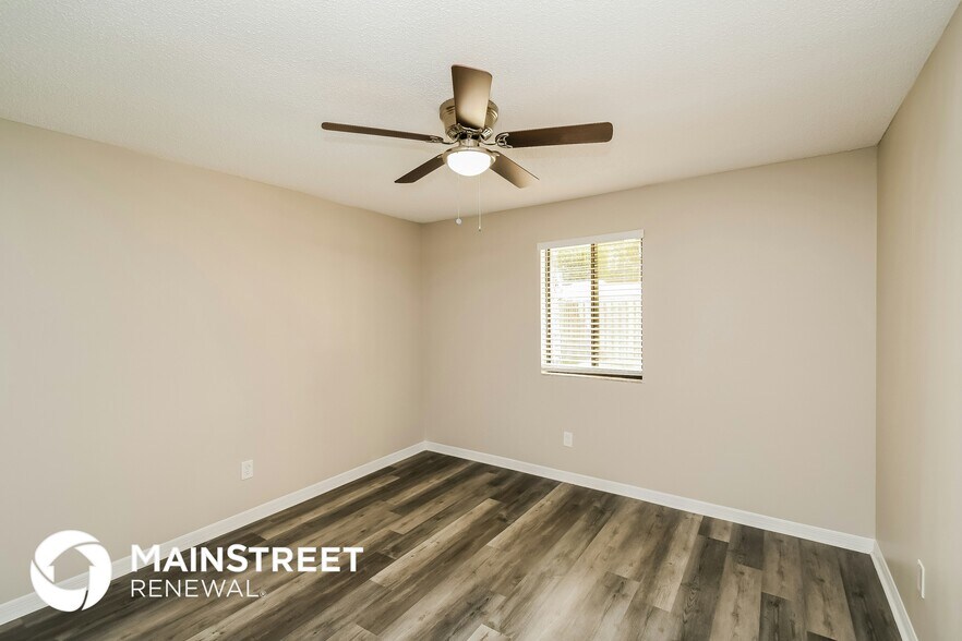 Building Photo - 576 Charles Carroll St