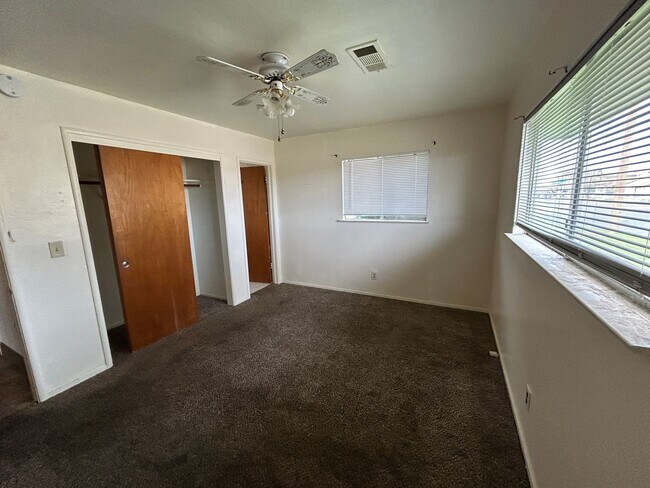 Building Photo - 10769 Arbor Dr
