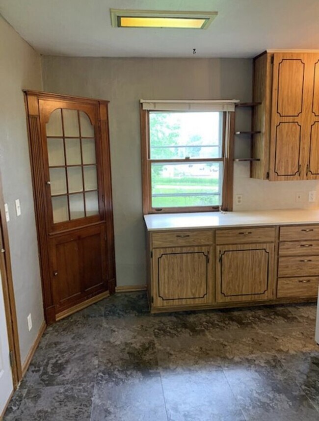 Building Photo - 1433 WIlson Ave SW