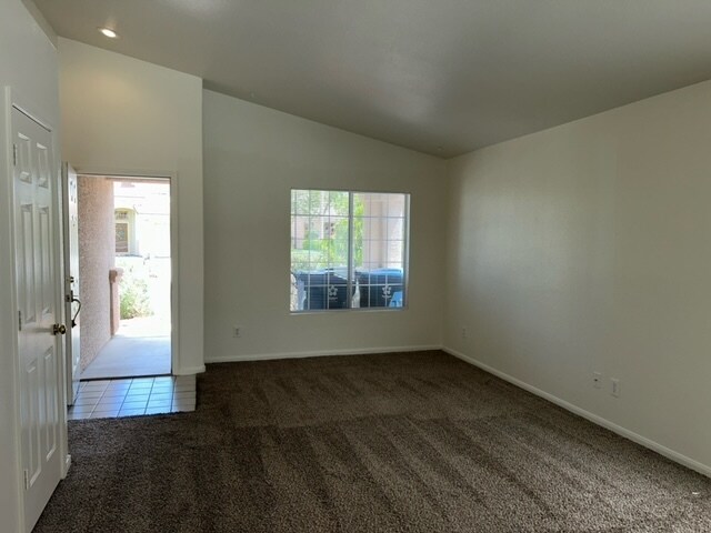 Building Photo - 1501 Waterton Dr
