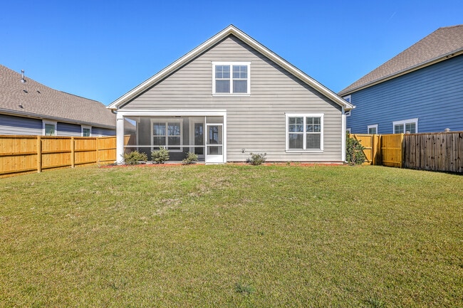 Building Photo - 316 Long Pier St