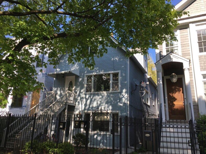 Primary Photo - 3421 N Bell Ave