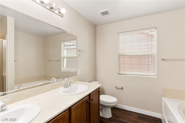 Building Photo - 5492 Mercury Springs Dr