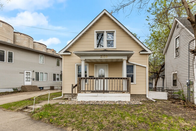 Primary Photo - 3108 E 37th St