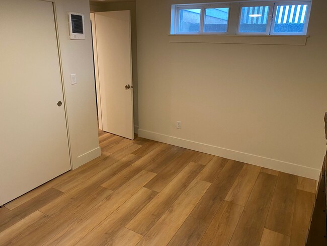 Building Photo - 6144 N Willamette Blvd