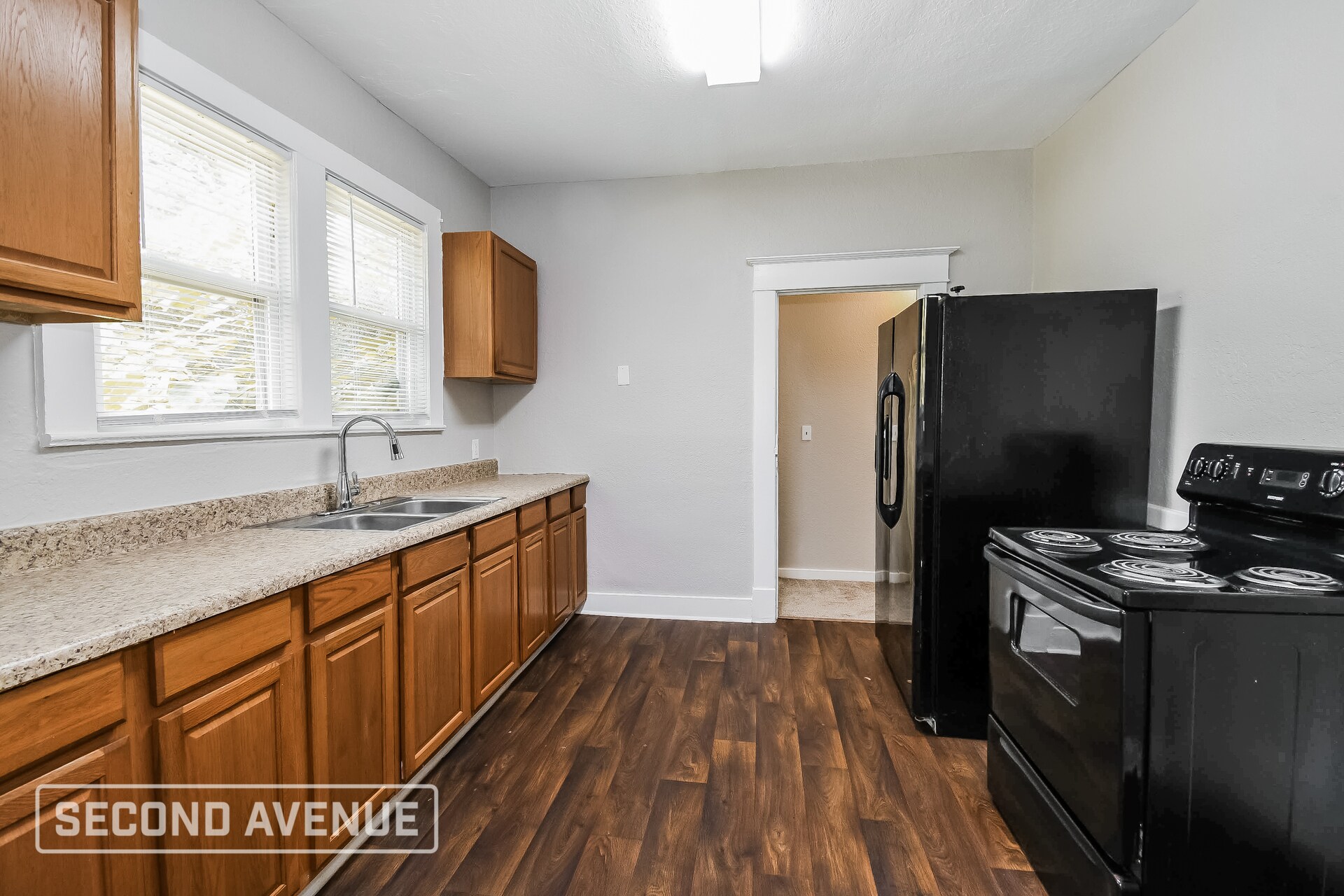 Building Photo - 9043 9th Ave