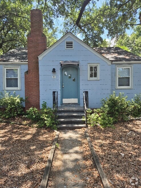 Building Photo - 3863 Hottinger Ave