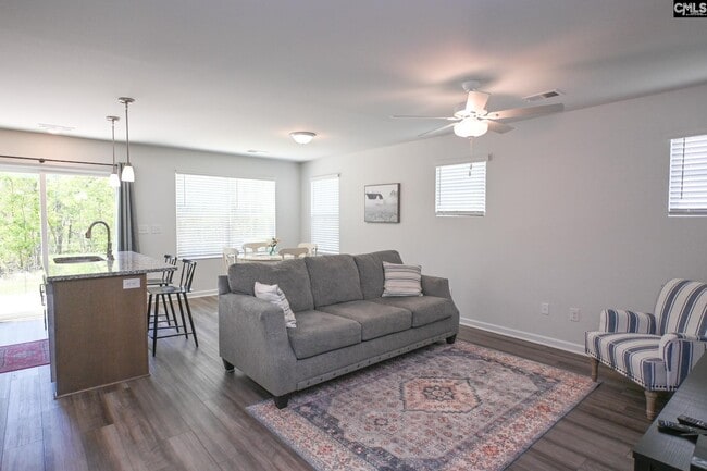 Building Photo - 552 Kingfisher Ct