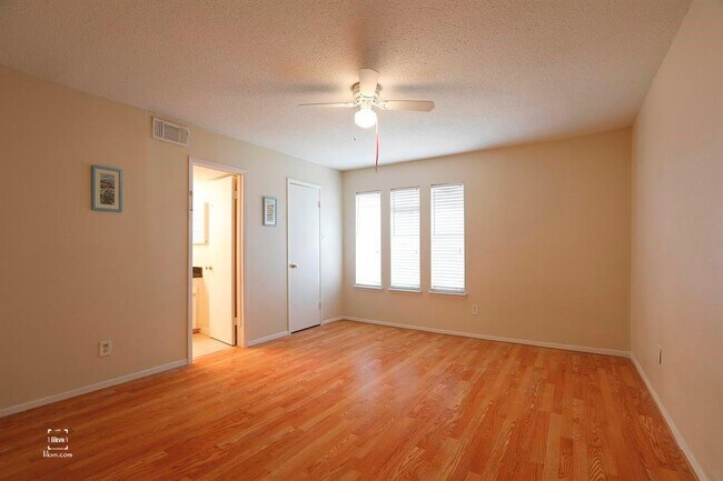 Building Photo - 7771 Cook Rd