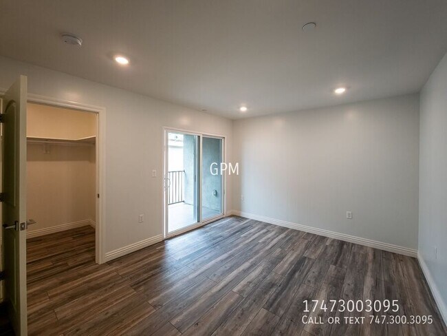Building Photo - 5258 Denny Ave