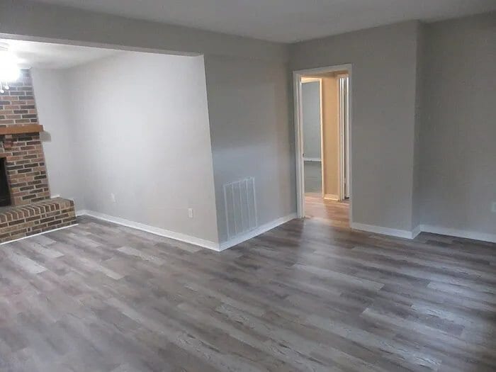 Building Photo - 200 Mccormick Ave