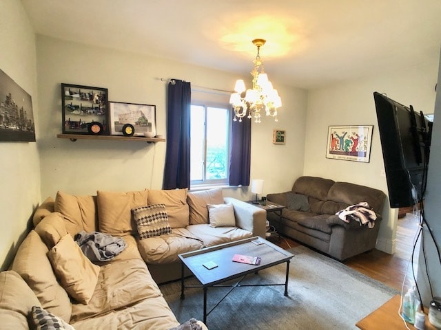 Building Photo - 11 Babcock St