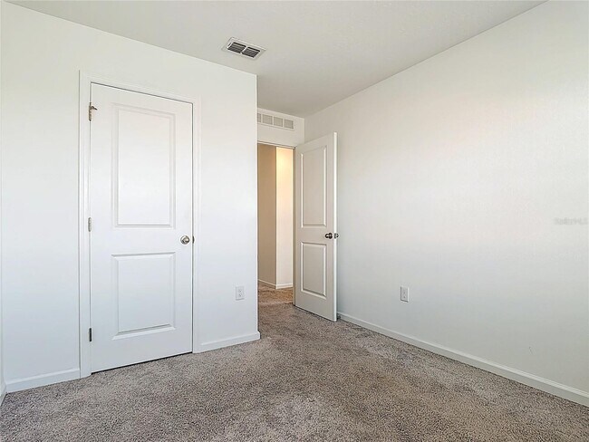 Building Photo - 373 Grand Pne Ln