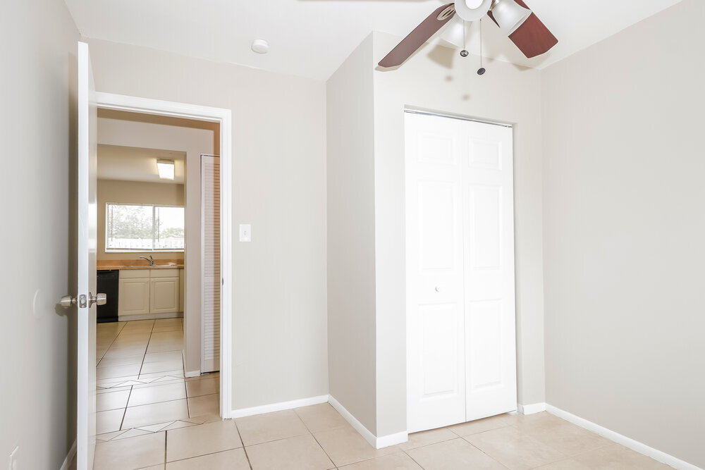 Building Photo - 2138 SE Rich St