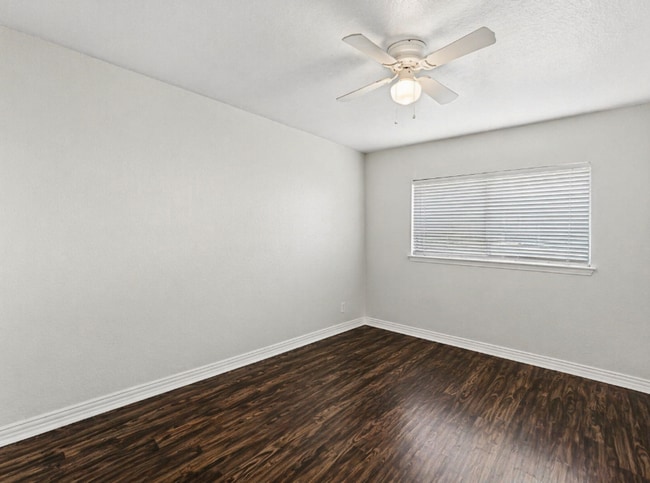 Building Photo - AVAILABLE NOW ; APPLY TODAY ON OUR WEBSITE!!!