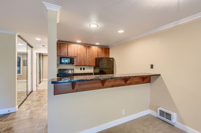 Interior Photo - 17 Etruria