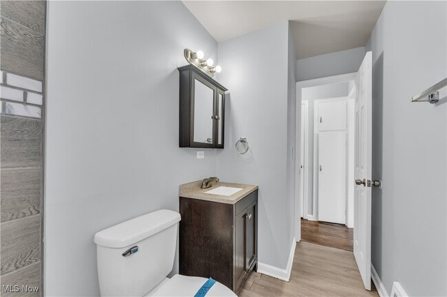 Building Photo - 15304 Benhoff Dr