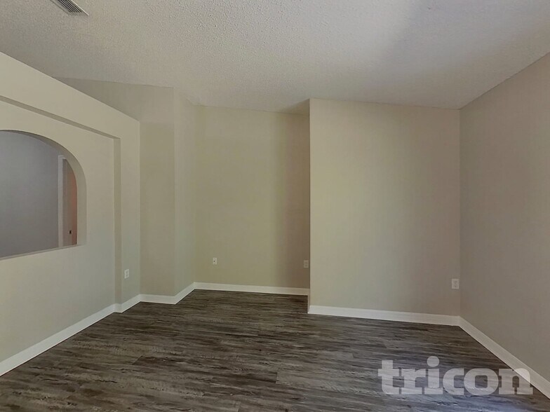 Building Photo - 9838 Watershed Drive West